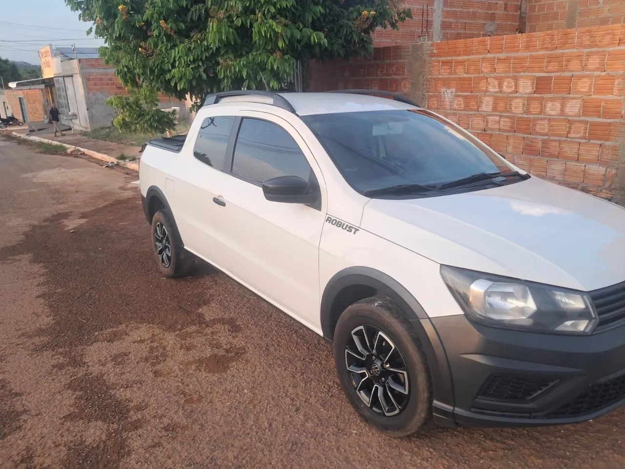 Volkswagen Saveiro Robust 1.6 Total Flex 8V CD 2020 - Foto 3