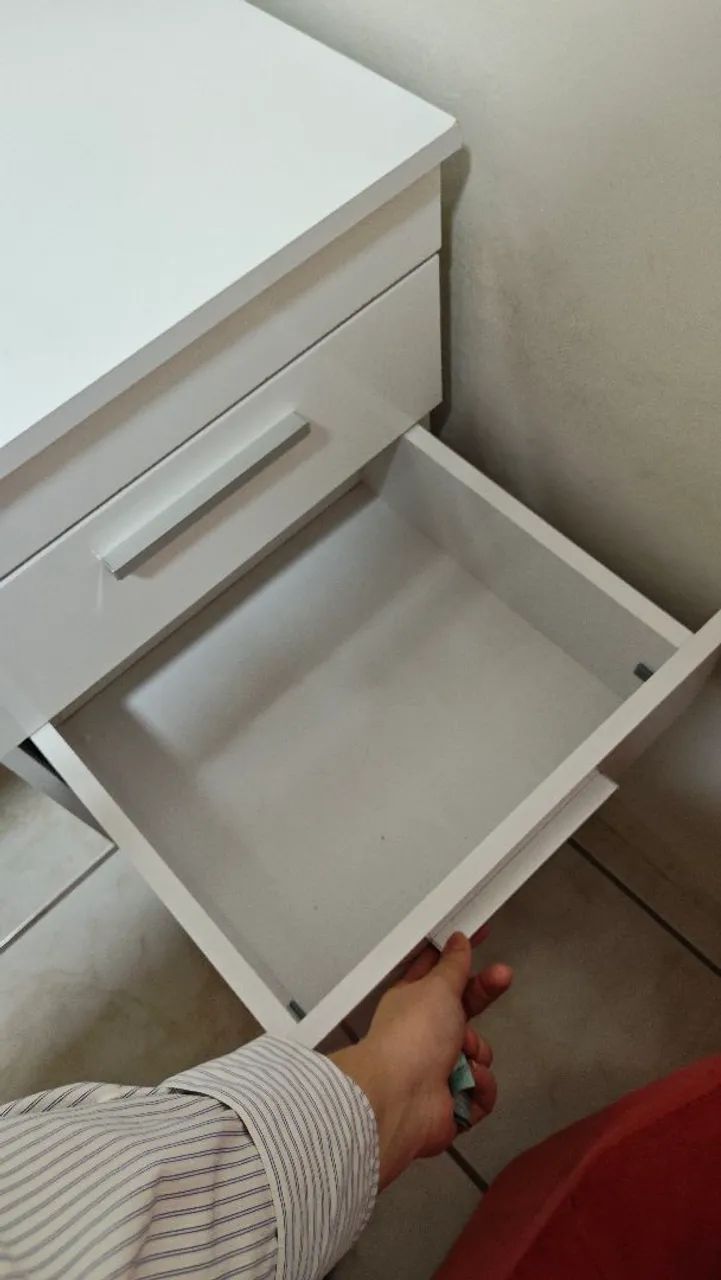 Escrivaninha Branca DESAPEGO - Foto 3