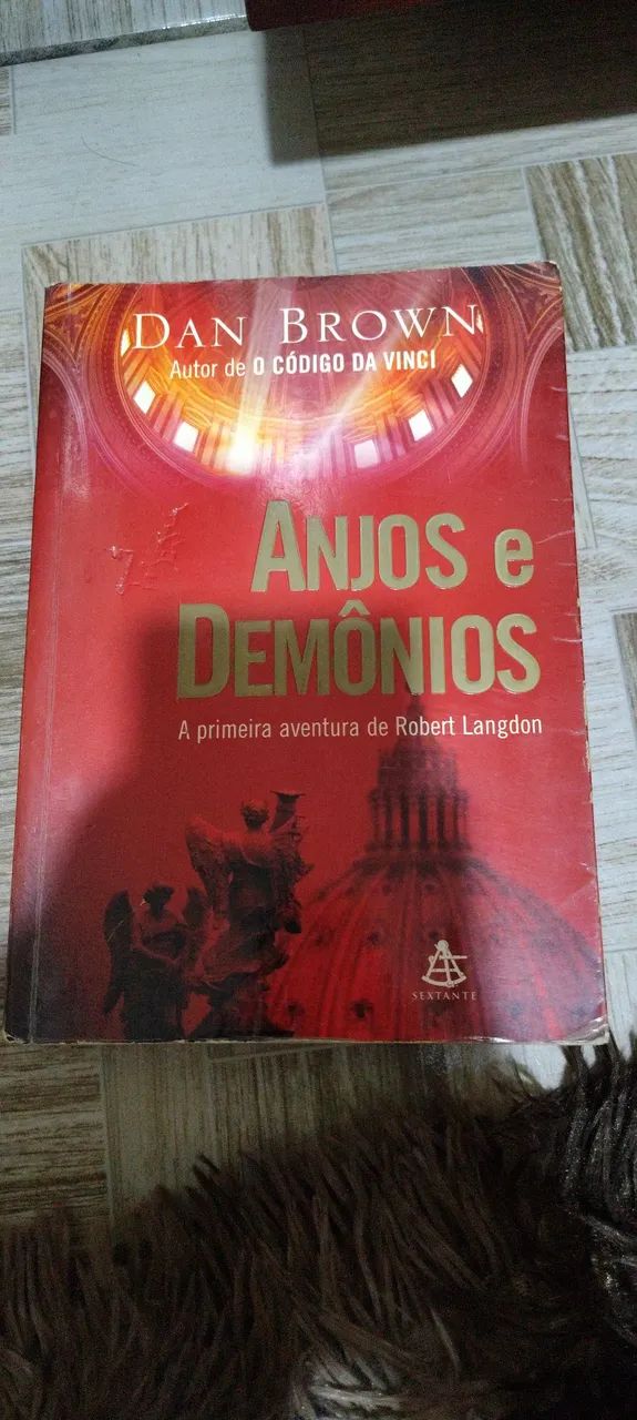 Livro Anjos e demônios 
