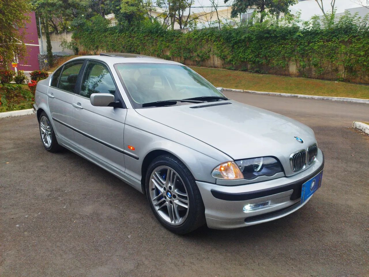 BMW 325I A 2.5 24V Protection 2001