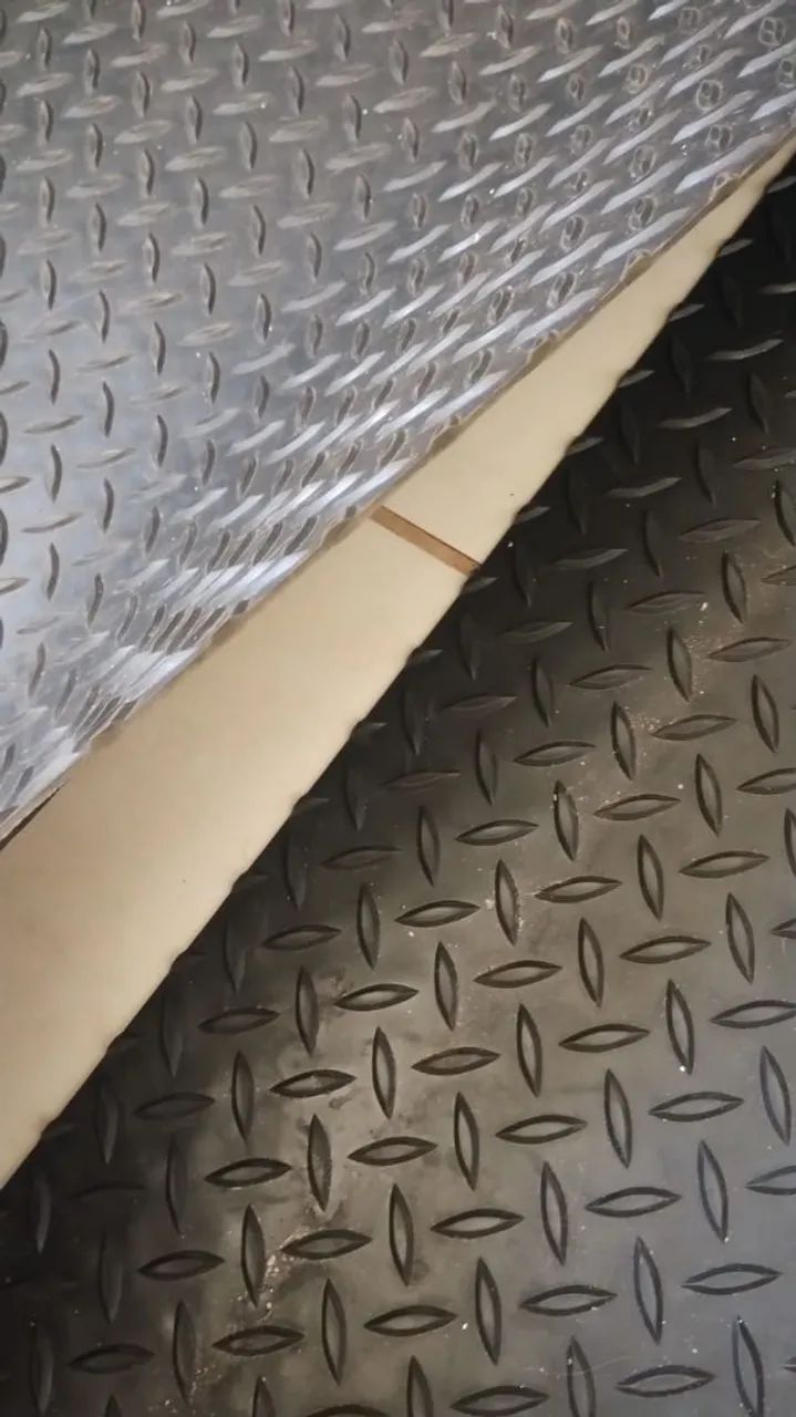 Pure Rubber Mat - Anti-slip Texture