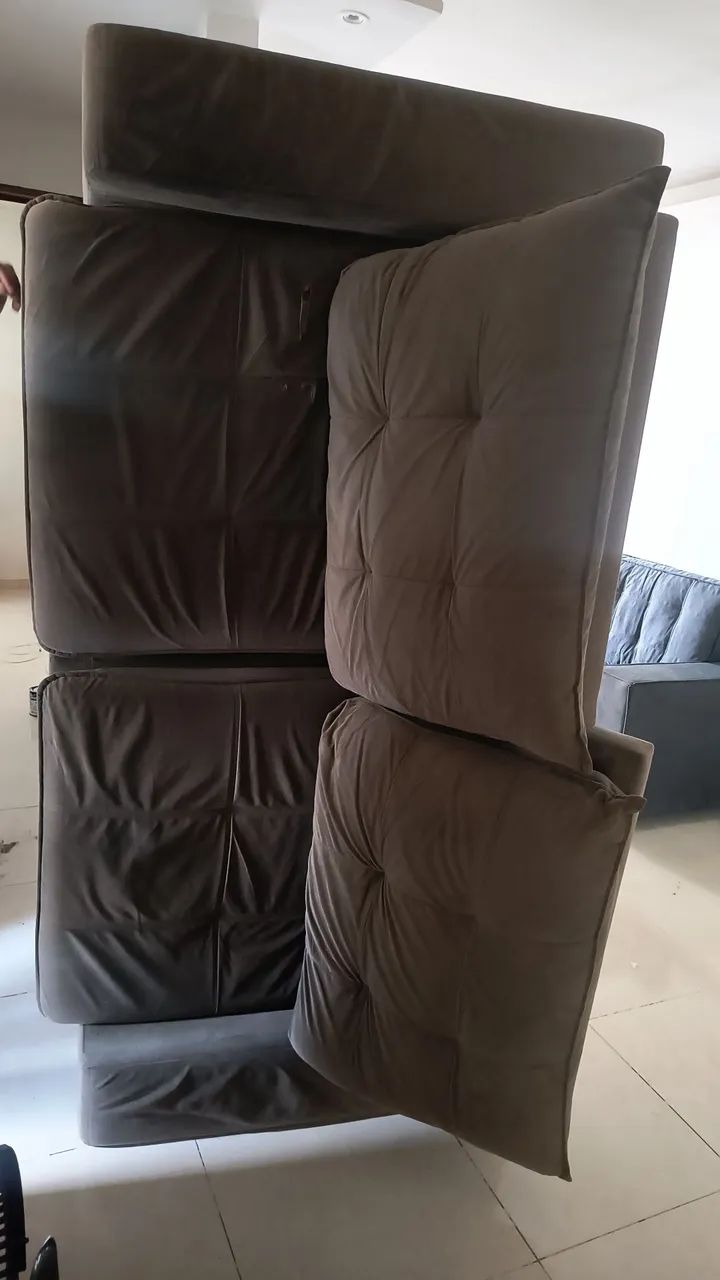 Sofá retrátil e reclinável 