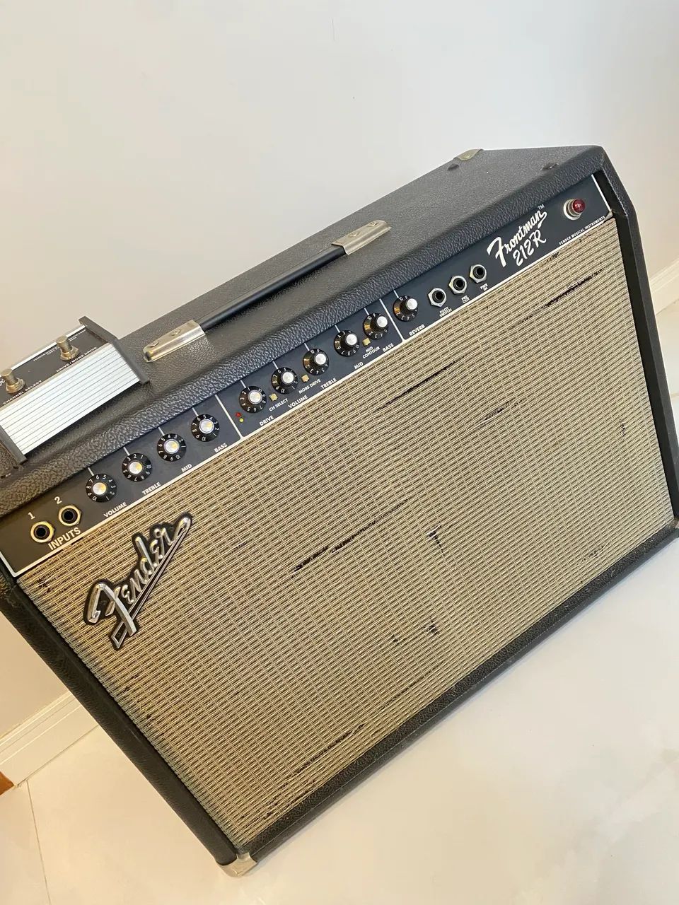 Fender Frontman 212R 100W - 2x12? + Footswitch Original - Foto 3