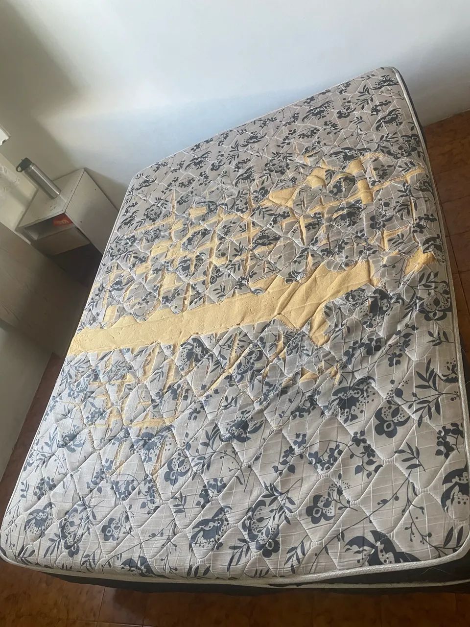 DOAÇÃO DE CAMA BOX