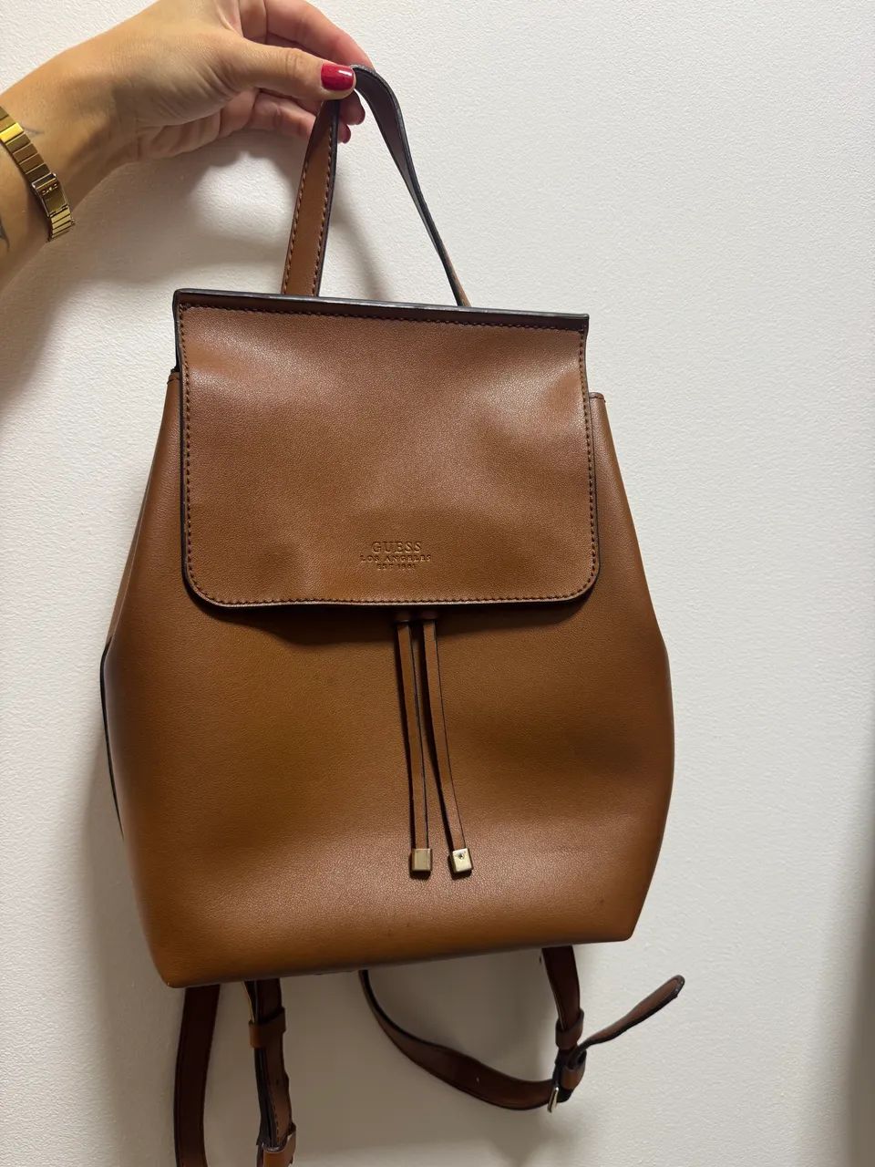 Mochila guess marrom