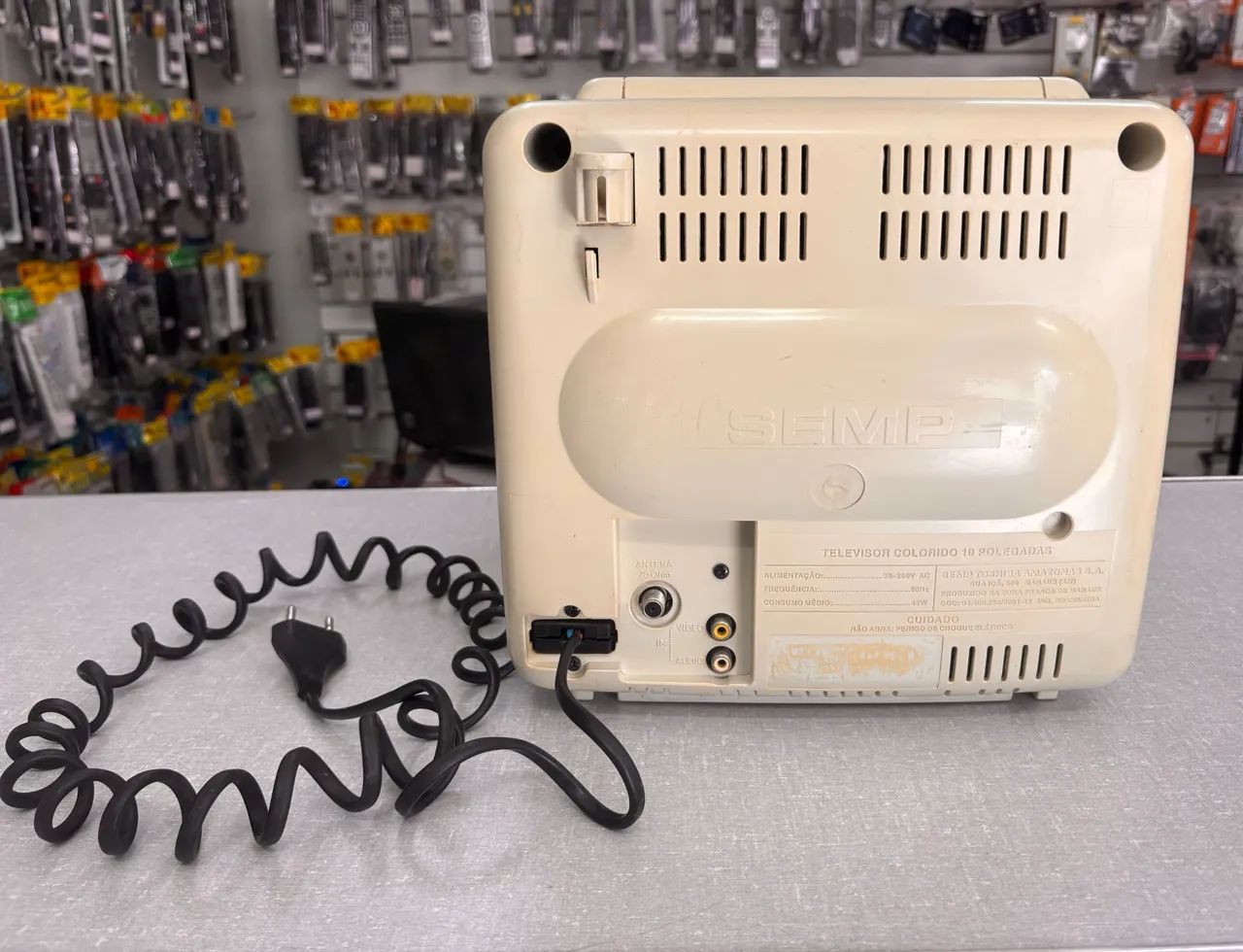 Tv retrô Semp (modelo clássico de 10 polegadas) funcionando com imagem linda  - Foto 5