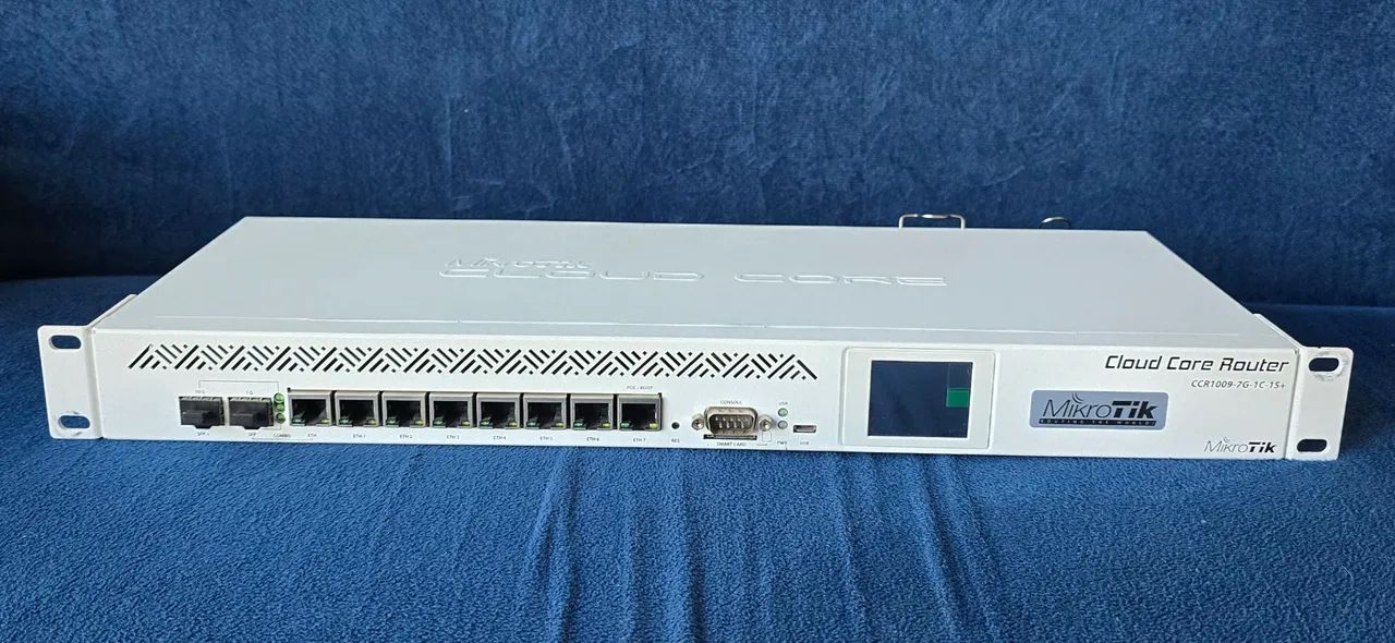 Mikrotik cloud core router ccr1009-7g-1c-1s+