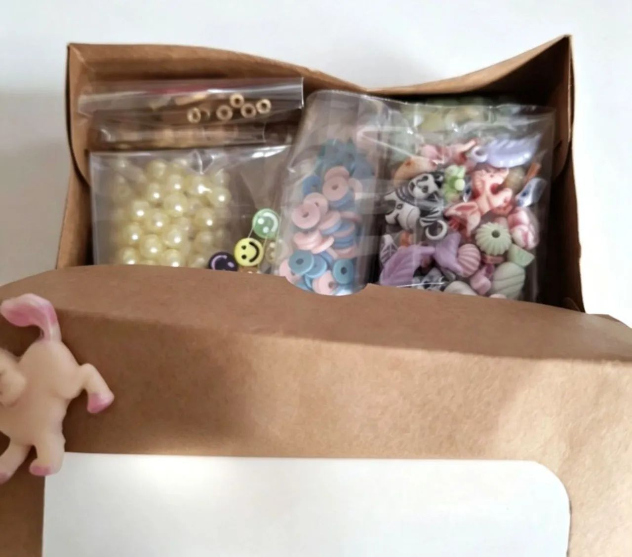 Kit De Miçangas Infantil Poney Aprox 1400 Peças + Brindes - Foto 2
