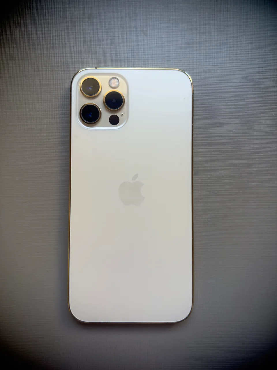Iphone 12 PRO 256gb - Celulares e Smartphones - Bacacheri