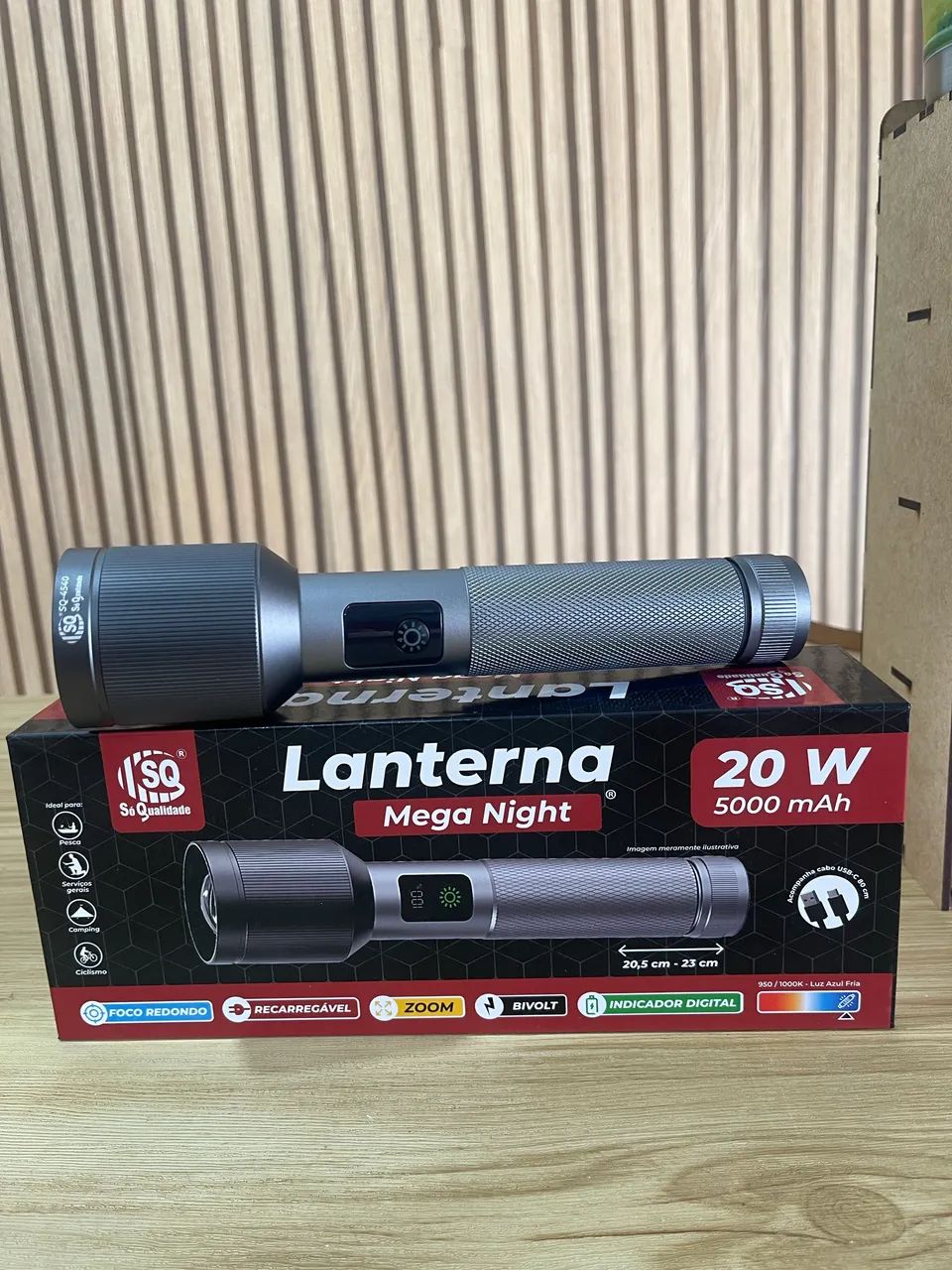 Lanterna 20 W mega nigth recarregável  - Foto 4
