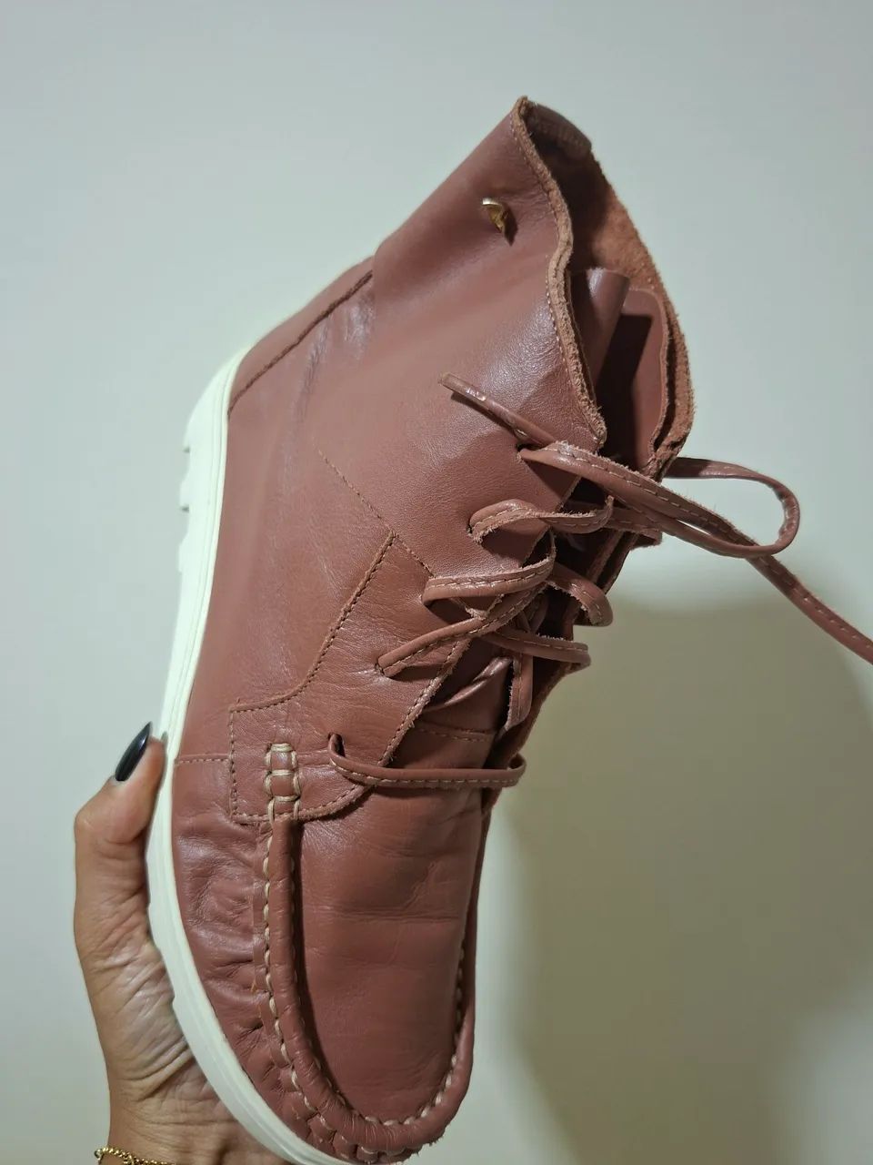 Botinha em couro de cabra  - Foto 4