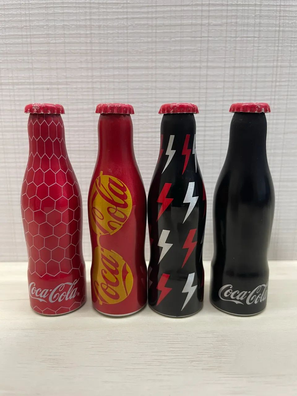 Garrafinhas Coca-Cola miniaturas colecionáveis  - Foto 4