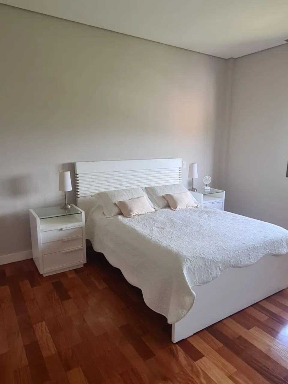 Cama em laca branca  - Foto 2