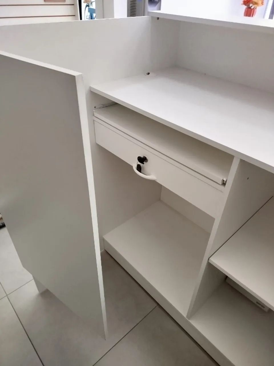 Balcão caixa com gavetas e divisórias! - Foto 4