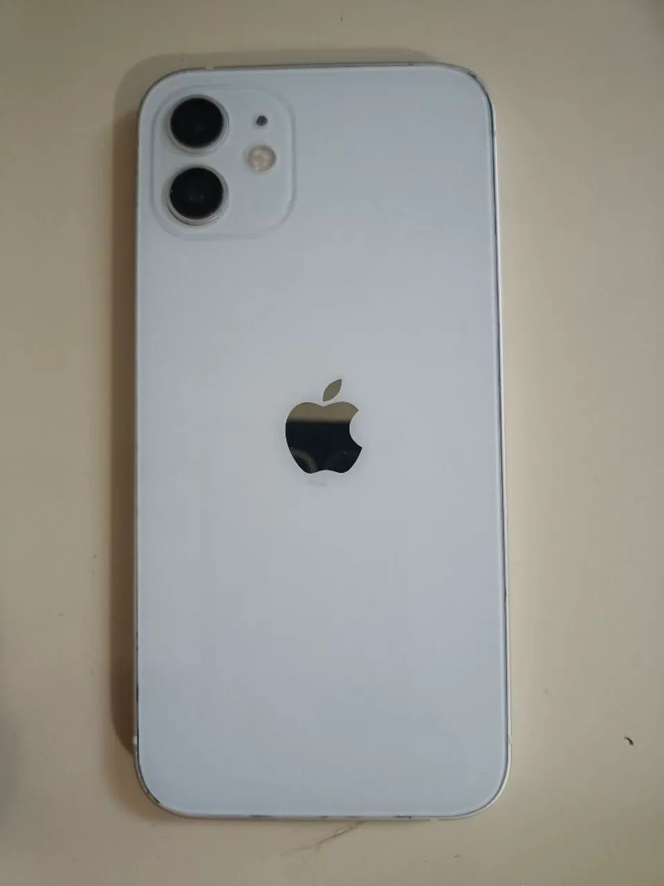 Iphone 12 128g Branco semi novo - Foto 2
