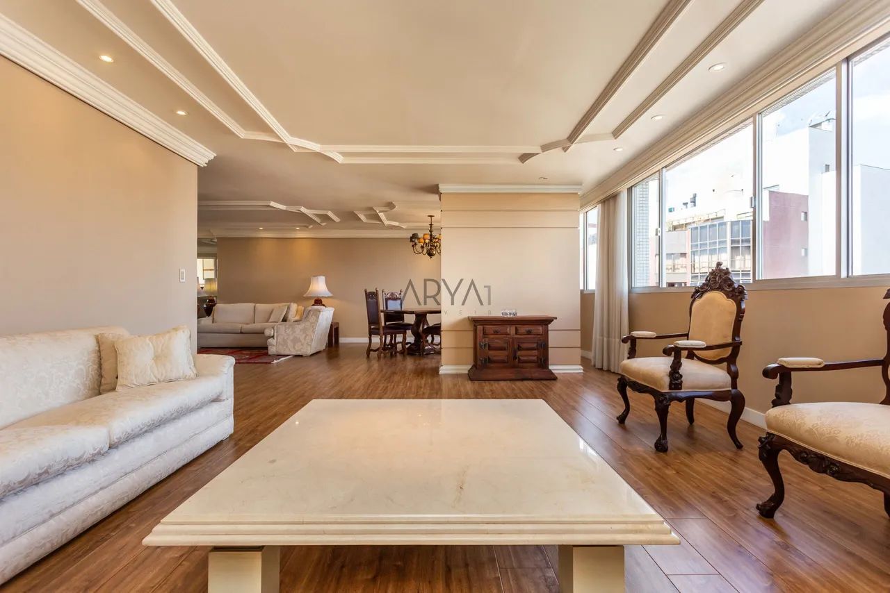 Apartamento à venda no Batel ARYA1