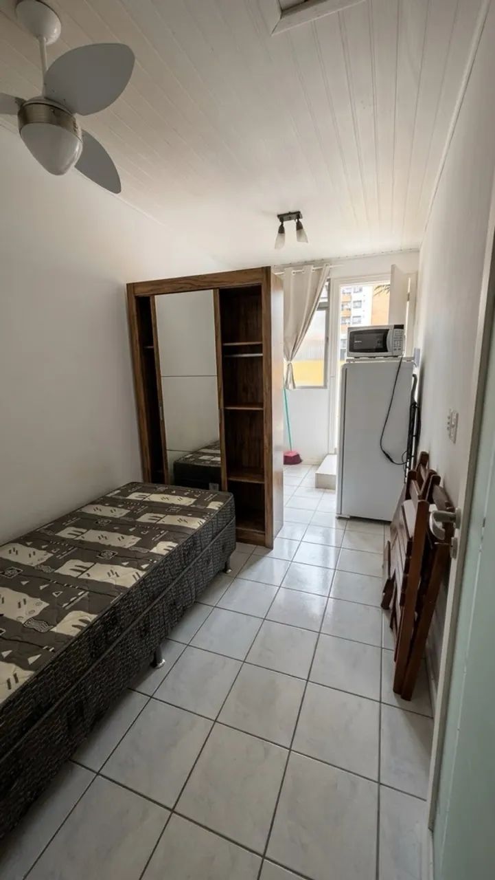 Kitnet mobiliada direto com proprietário 