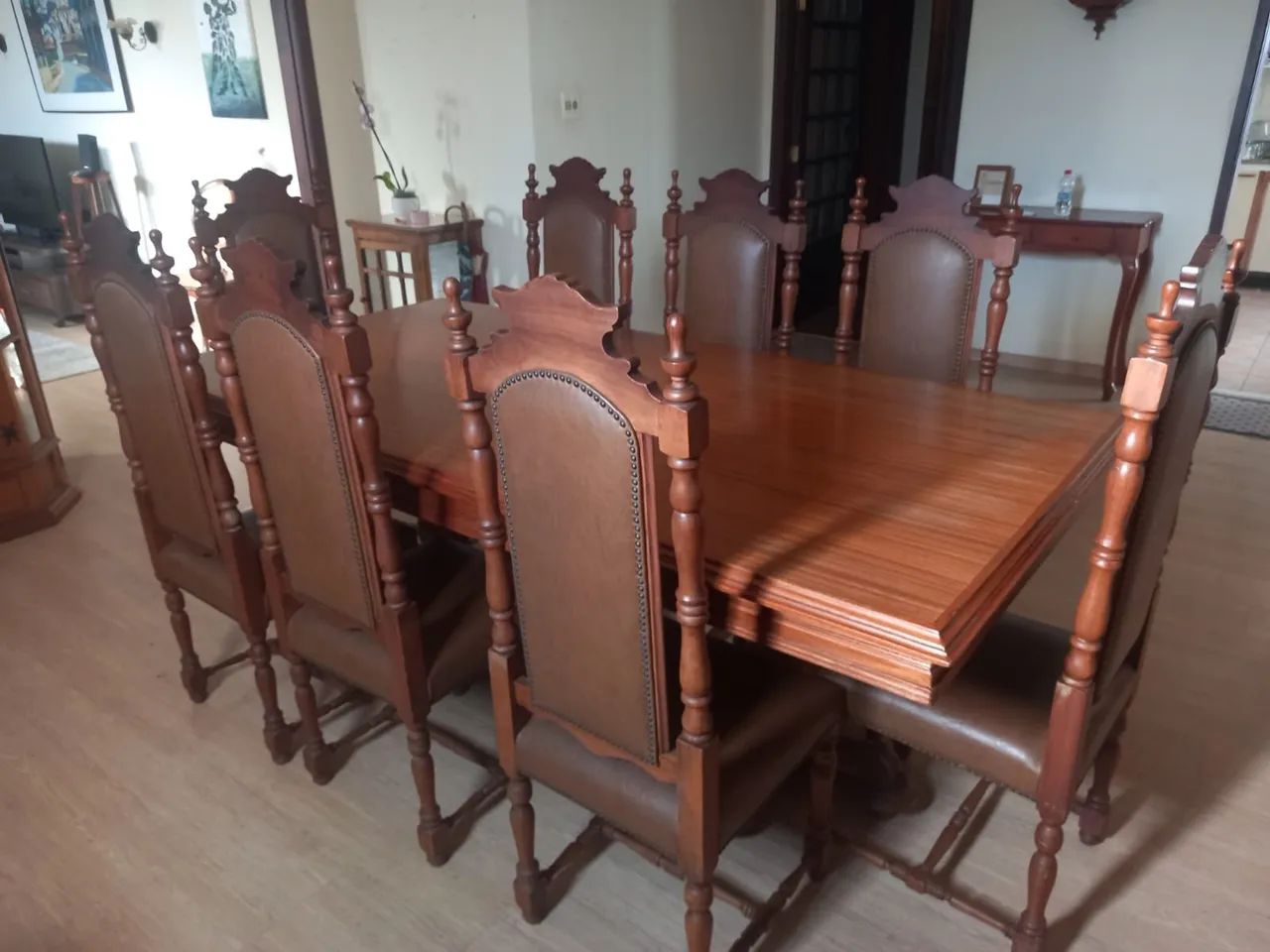 Mesa de jantar com 8 cadeiras  - Foto 2