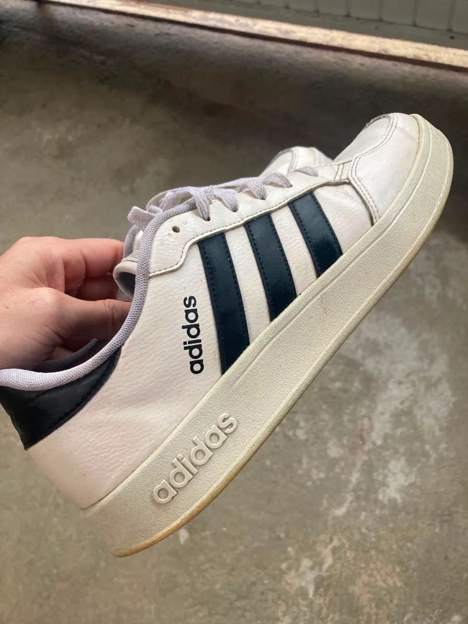 Tênis Adidas 100 pila - Foto 4