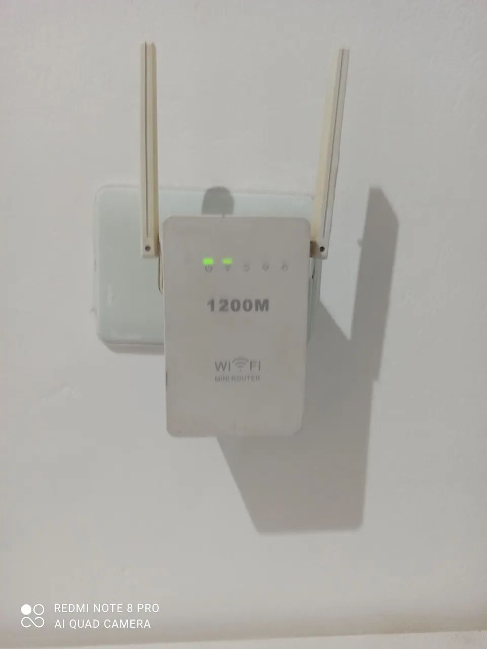 Repetidor de sinal de wi-fi 