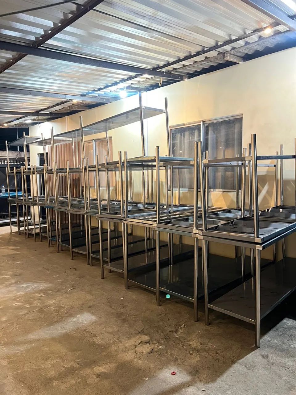 Mesas em inox a pronta entrega
