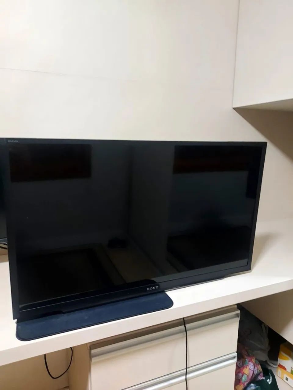 Televisão Sony 40 polegadas tudo original.