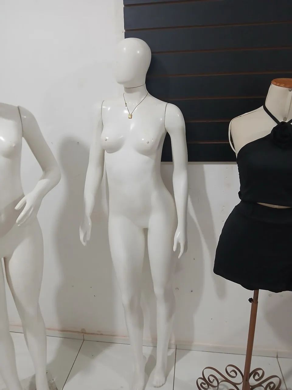 Manequim feminino  - Foto 2