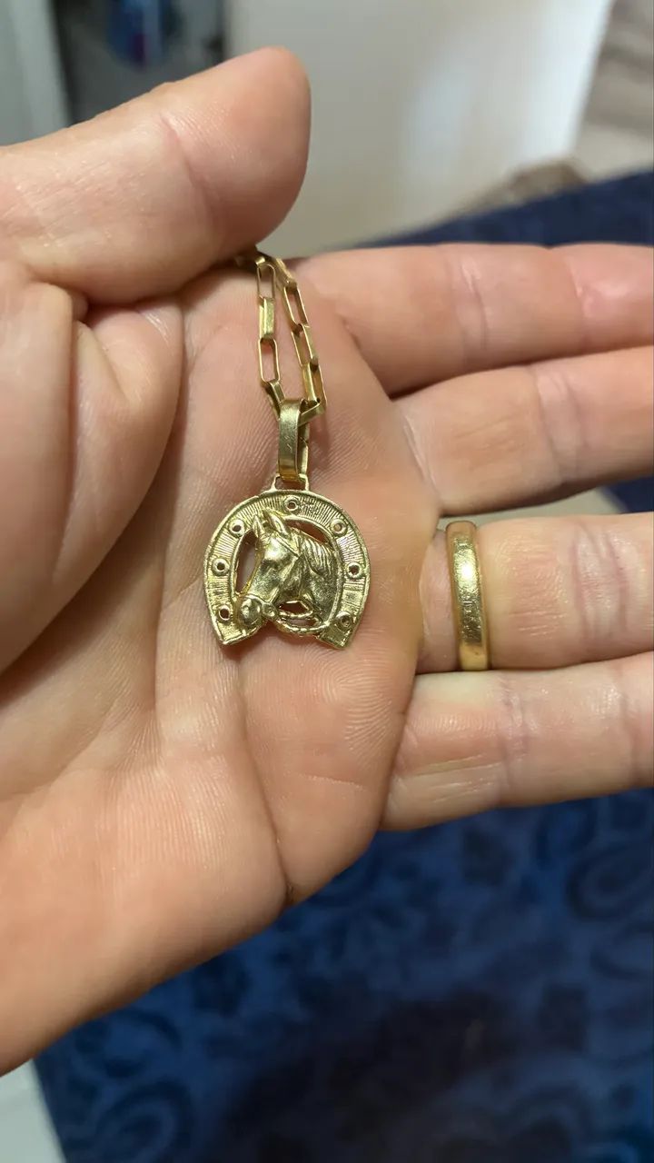 Cordão de ouro 