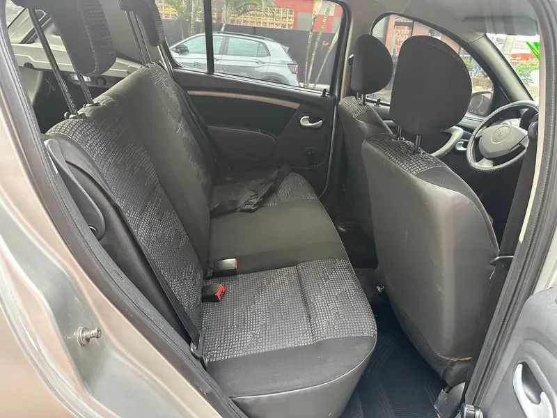 Renault Sandero Expression Flex 1.6 16V 5P 2011 - Foto 5