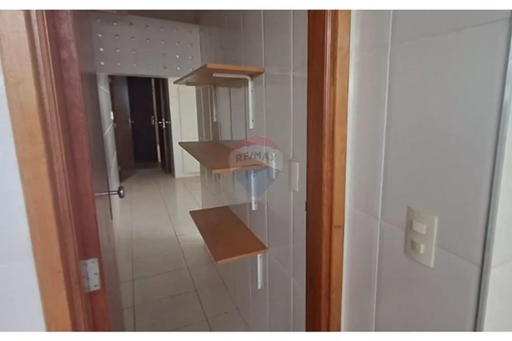 Apartamento À Venda, Com Quatro Quartos No Centro Em Ituiutaba - MG. - Foto 5