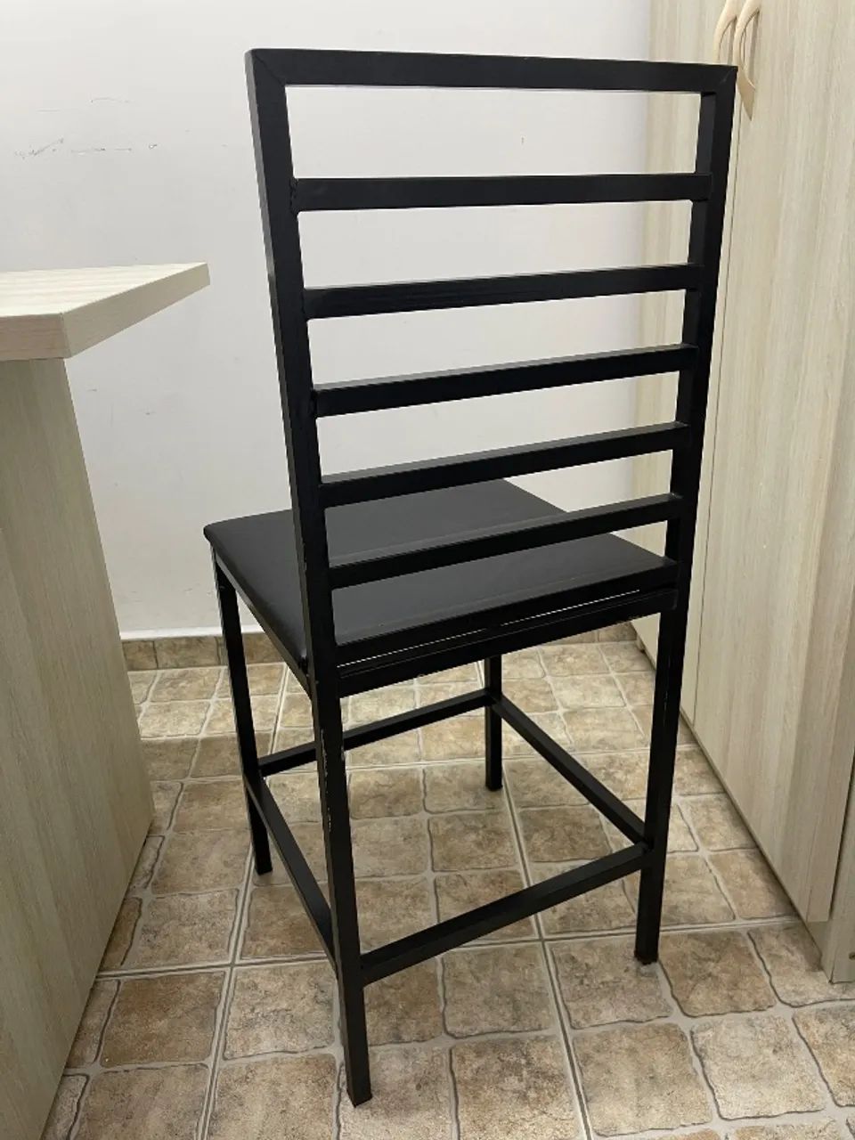 Cadeira de ferro resistente  - Foto 2