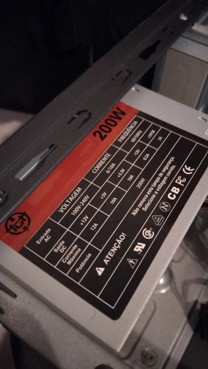 Fonte de alimentação ATX 200W