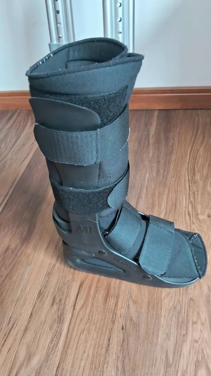 Muletas e Bota Ortopédica - Foto 3