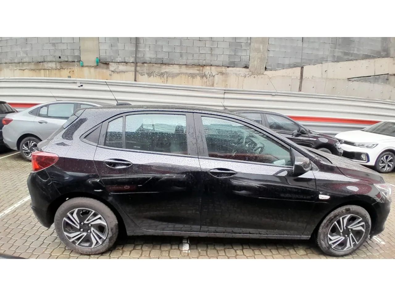 Chevrolet Onix Hatch LT 1.0 12V TB Flex Aut. 4P, foto 12 de 16