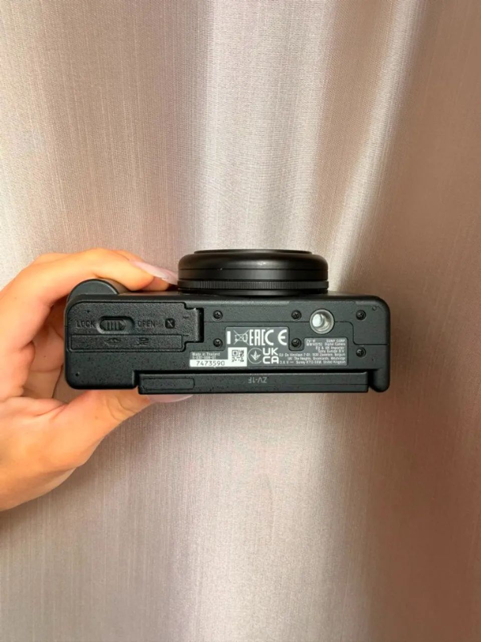 Câmera Sony ZV-1 - Foto 3