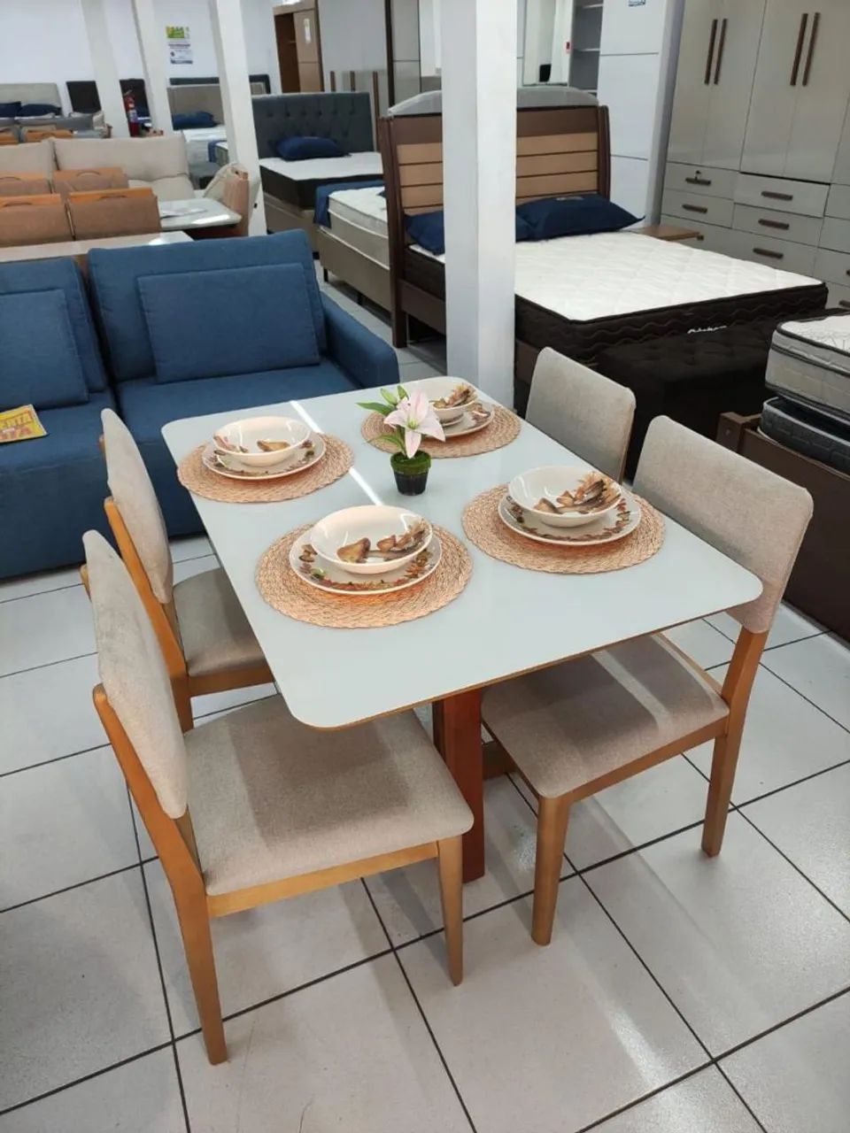 Mesa Zurique quatro cadeiras  - Foto 3