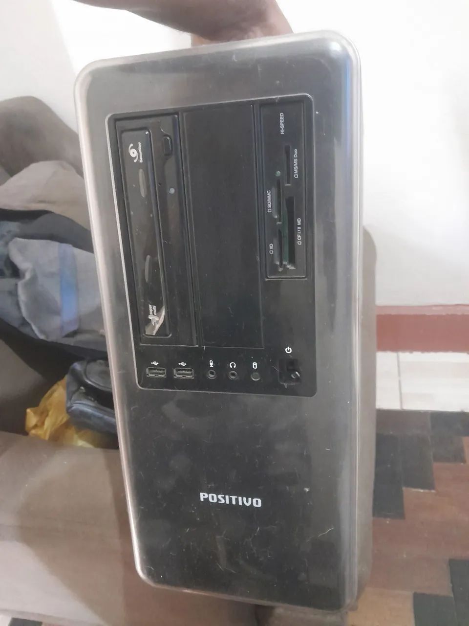 Torre computador Positivo 100 reais 
