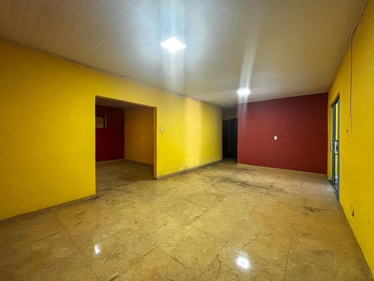 Vendo casa na praça 14 - Foto 5