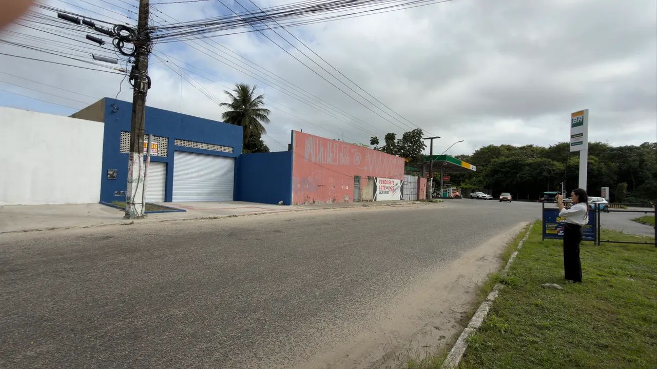 GALPÃO - PONTO COMERCIAL