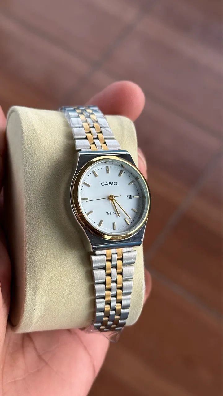 Relógio Casio Dourado e Prata - Novo - Foto 2