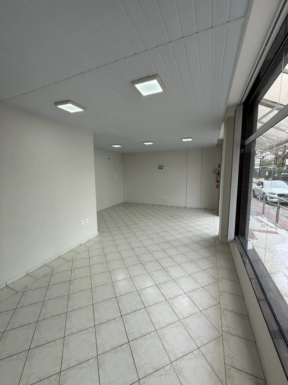 SALA COMERCIAL 32 m² | PRÉDIO SUN SCHEINY | VELHA | BLUMENAU - Foto 3