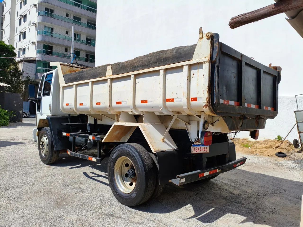 Ford Cargo 1317 caçamba - Foto 4