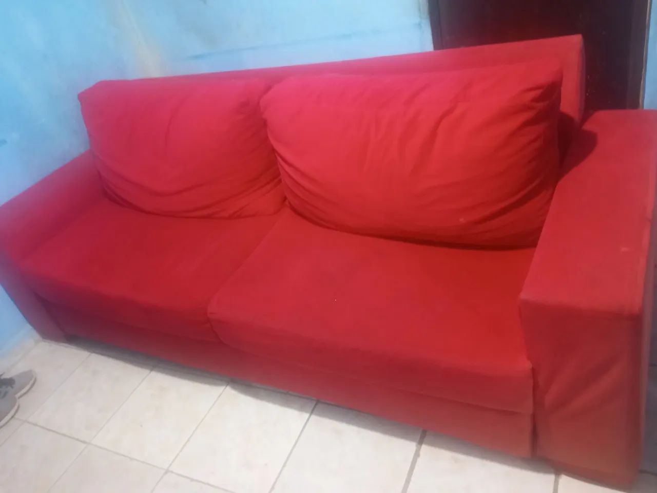 Lindo sofá vermelho grande reforçado  - Foto 3