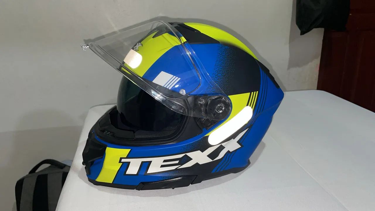 Capacete esportivo TEXX