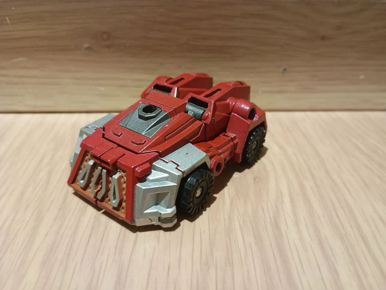 Boneco ironhide fall of cybertron shapeshift transformers legion  - Foto 3