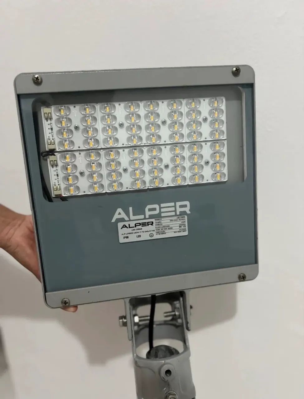 Refletor LED ALPER 150W com Suporte  - Foto 2