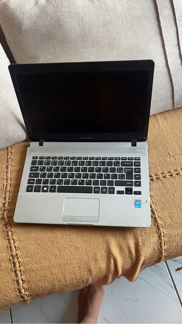 Notebook Samsung Intel Core i3 - 4GB RAM - Windows 10 Pro - Foto 2