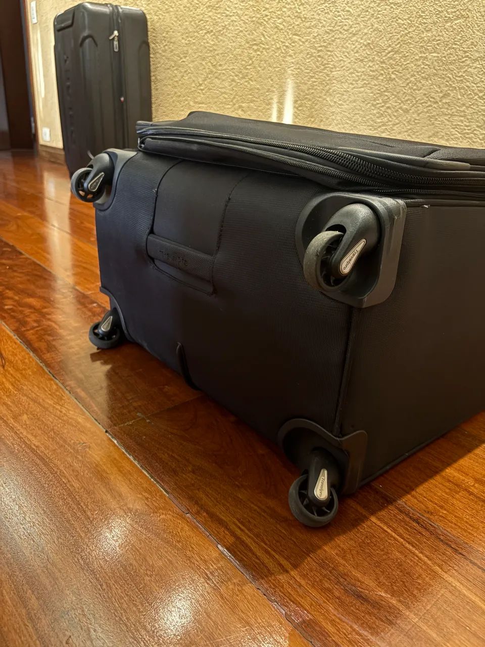 Mala TravelPro 32kg - Foto 2