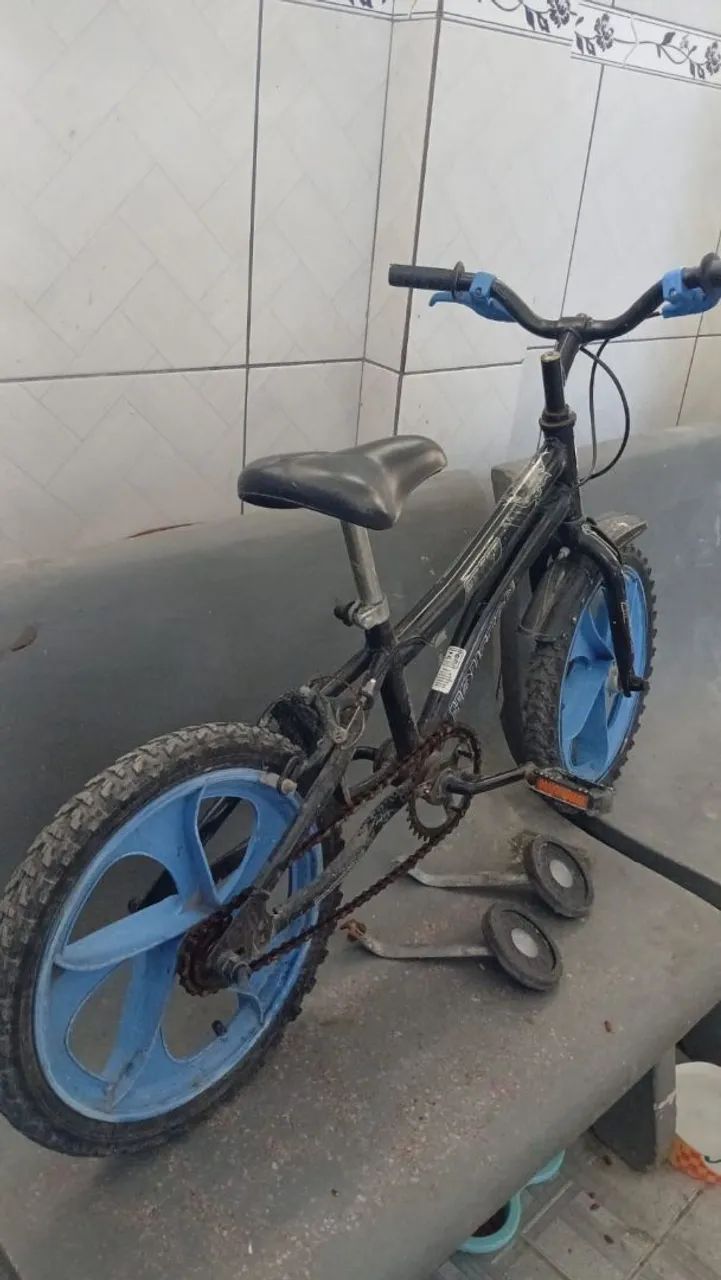 Bicicleta infantil aro 16 - Foto 4