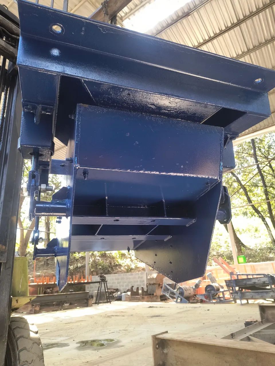 calha vibratória 50x80 